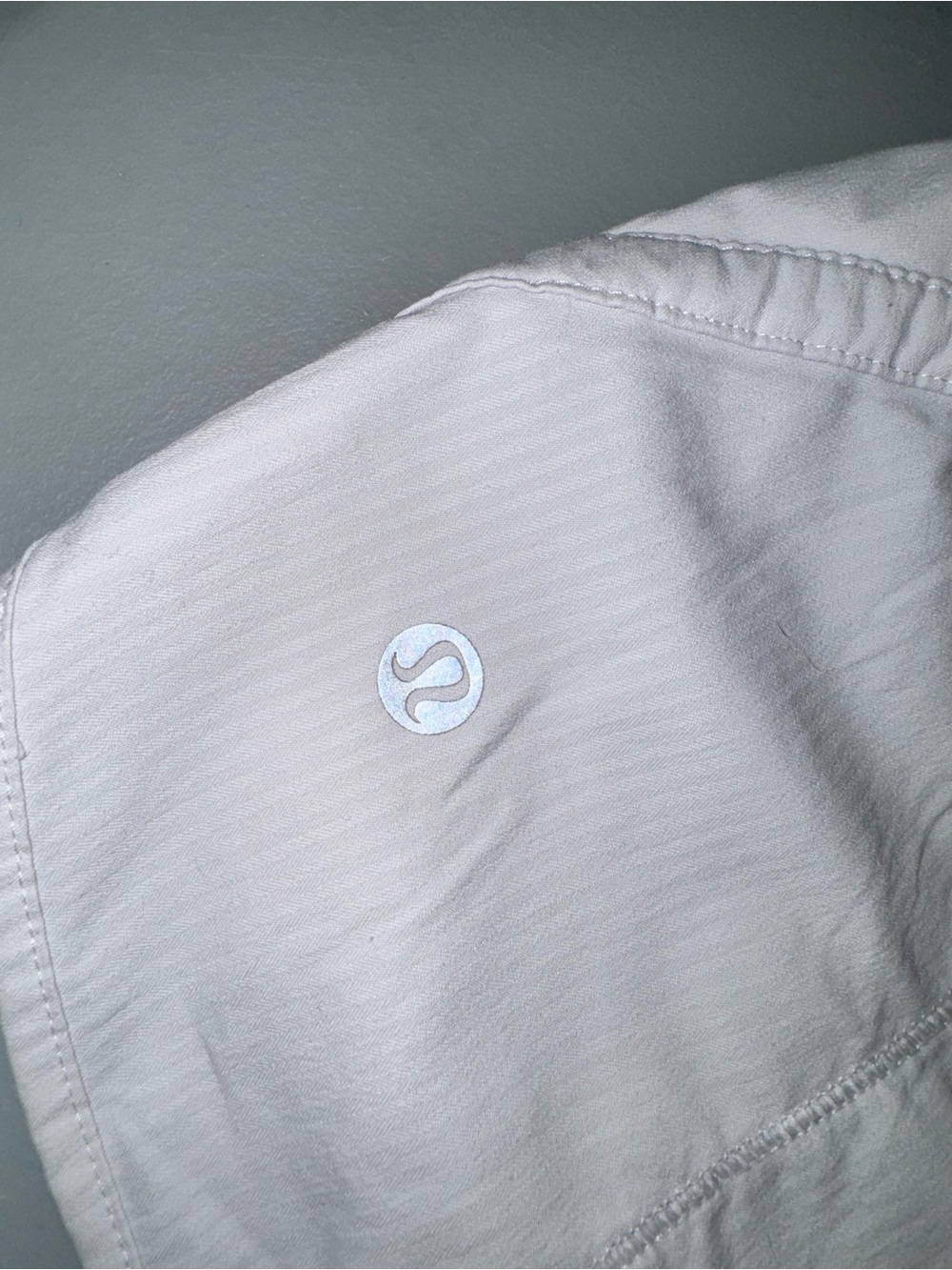 Lululemon Hotty Hot Women’s Size 4 Light Beige/Taupe Lined Running Shorts